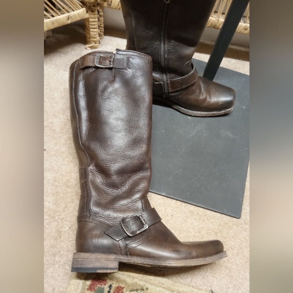 Frye Smith Engineer Boots Size 5.5